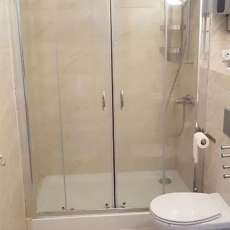 Apartament De Silva